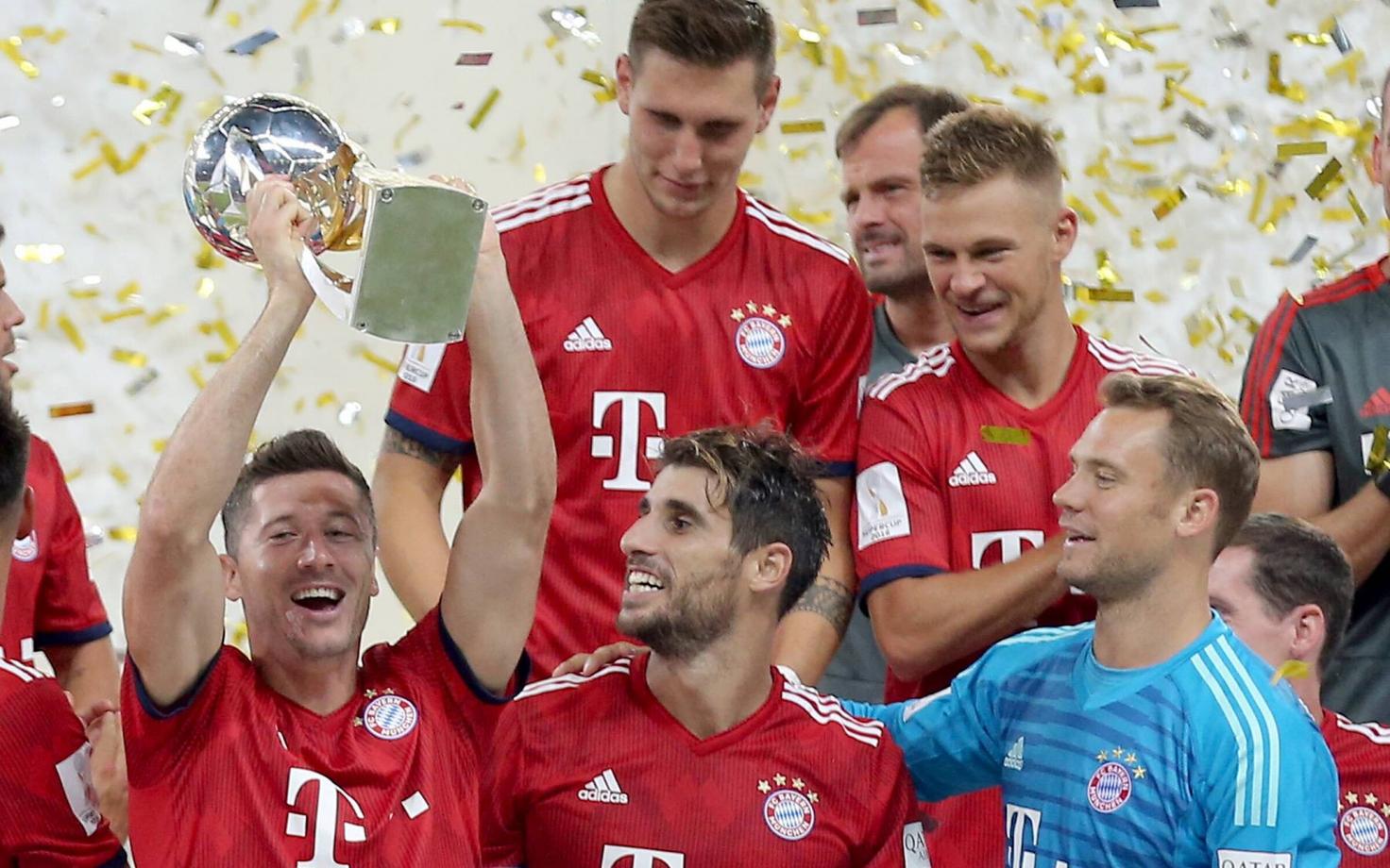 Bayerni mängijad Saksamaa superkarikaga