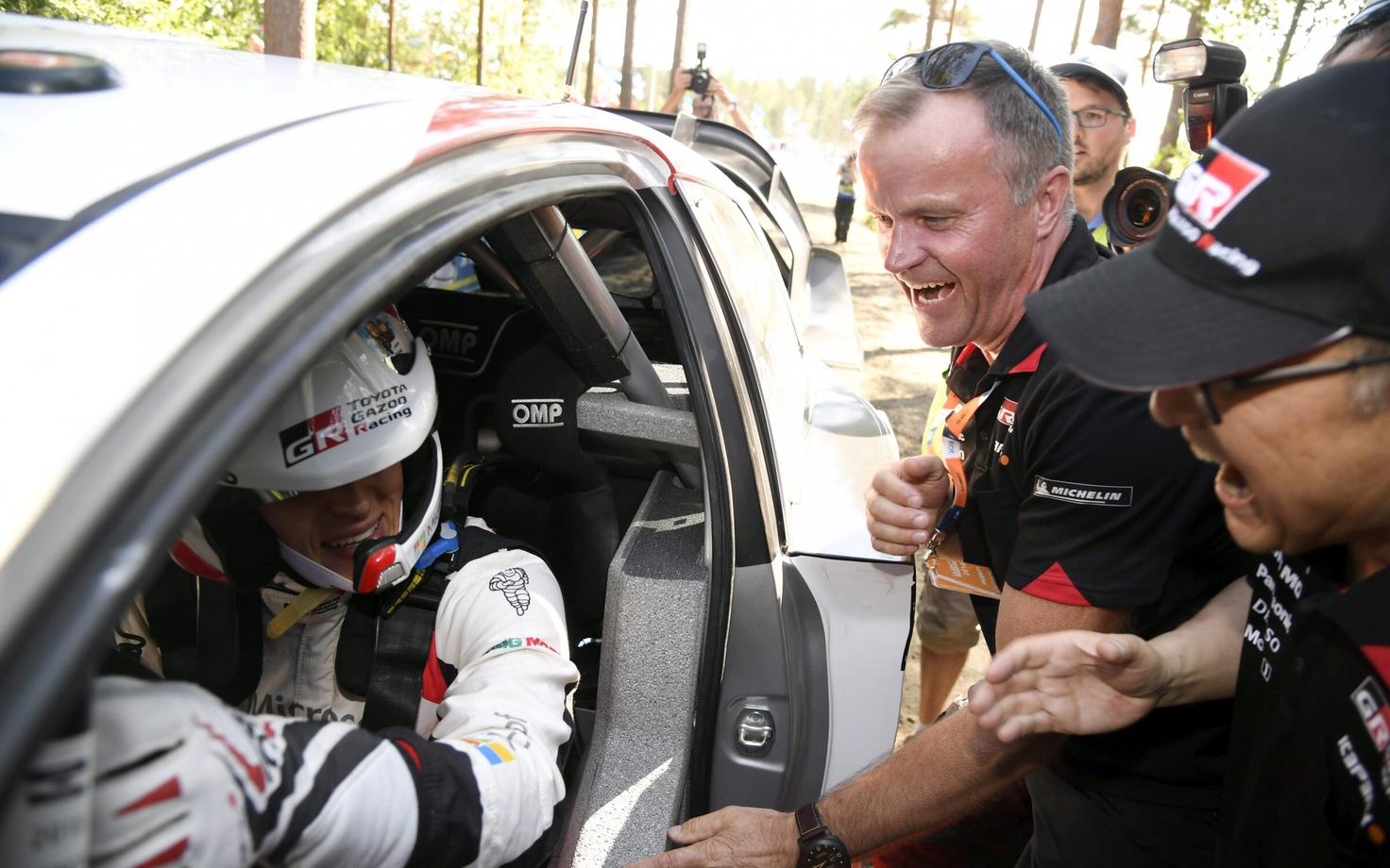 Ott Tänak, Tommi Mäkinen ja Akio Toyoda
