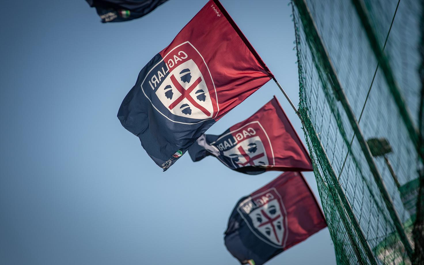 Cagliari Calcio logoga lipud