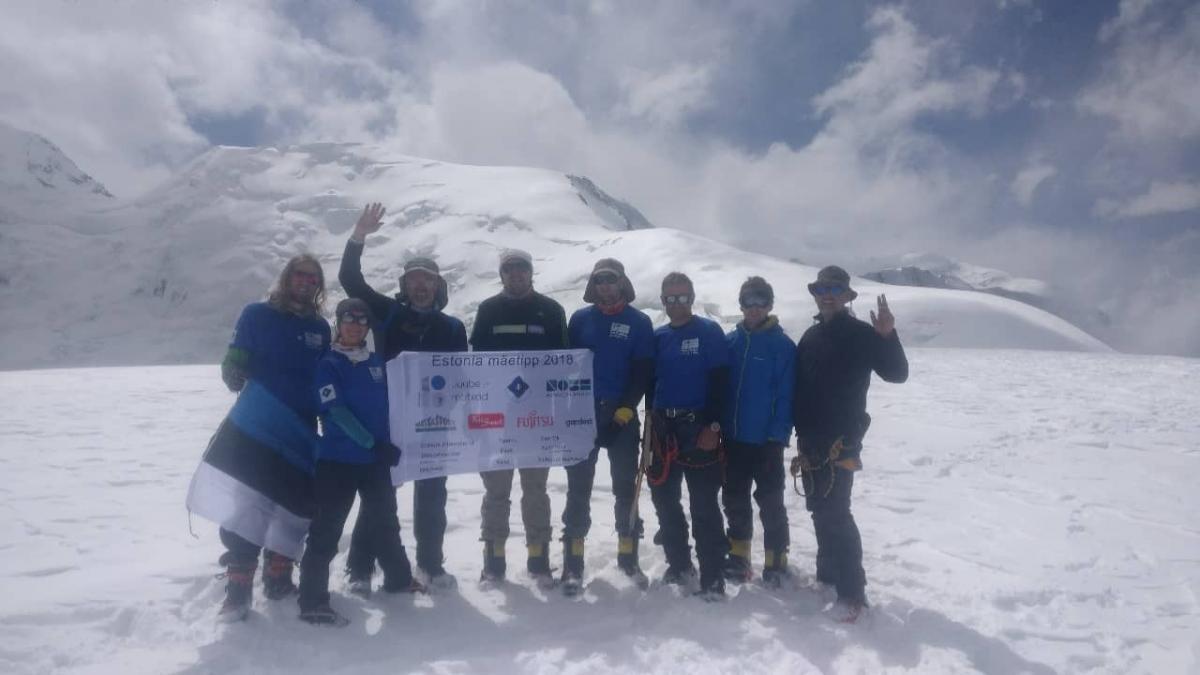 Eesti alpinistid 22. augustil Estonia tipus.