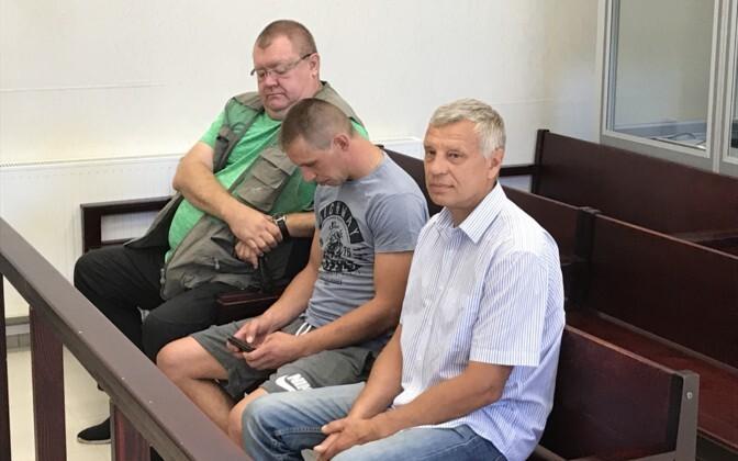 Суд первой инстанции обвиняемых оправдал.