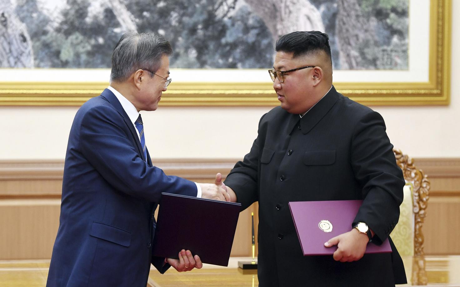 Moon Jae-in ja Kim Jong Un