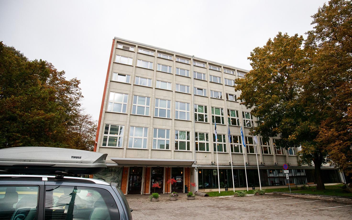 TLÜ akadeemiline raamatukogu