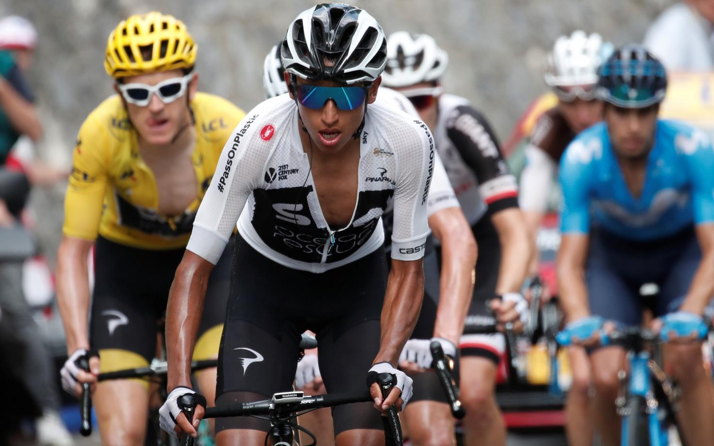 Egan Bernal aitamas tänavusel suurtuuril oma klubi liidreid Geraint Thomast ja Chris Froome'i
