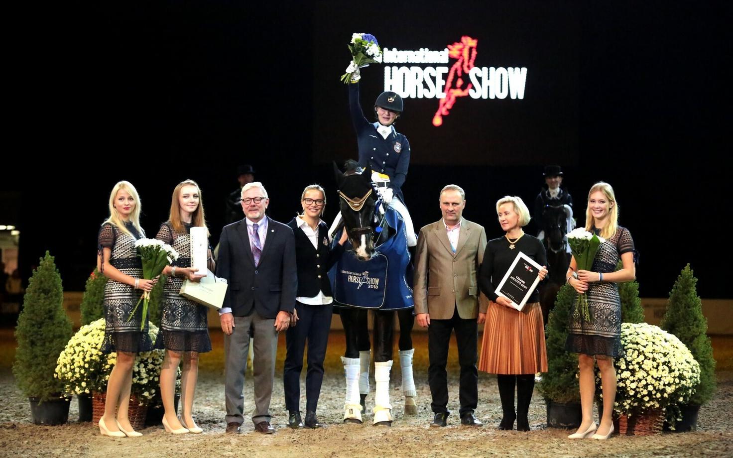 Tallinn International Horse Show koolisõidu autasustamine