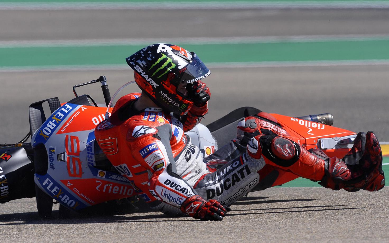 Jorge Lorenzo kodusel etapil Hispaanias, kus ta samuti kukkus