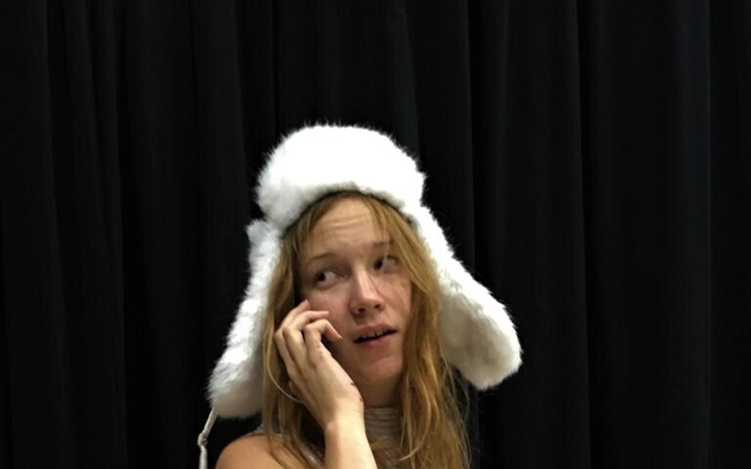 Karolin Poska soololavastus