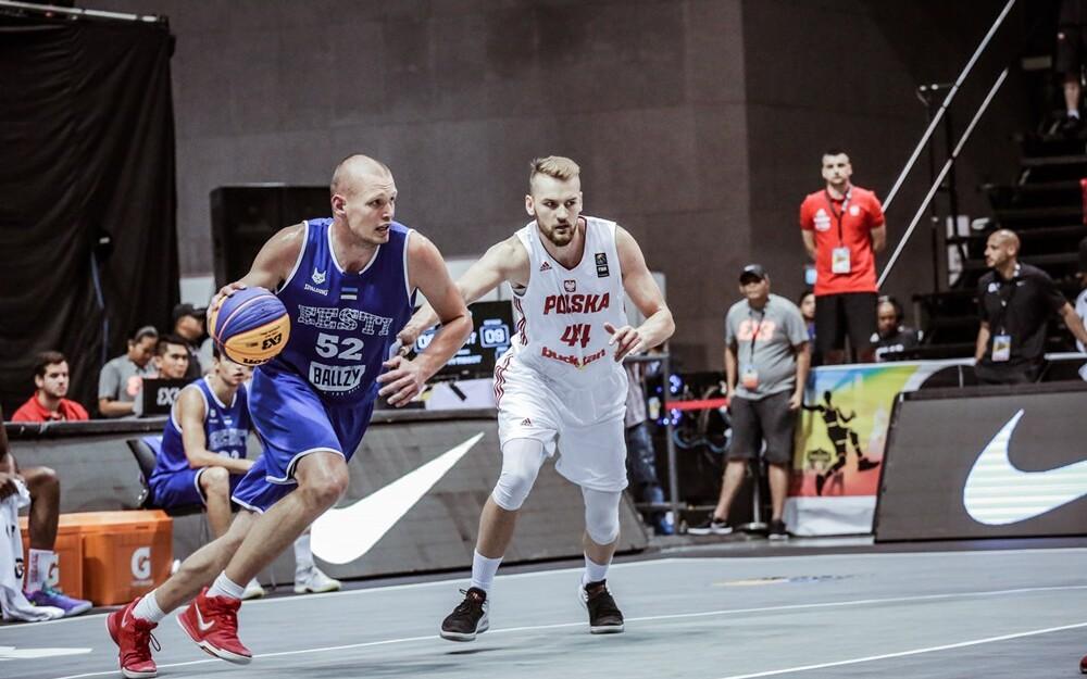 Joonas Järveläinen (vasakul)