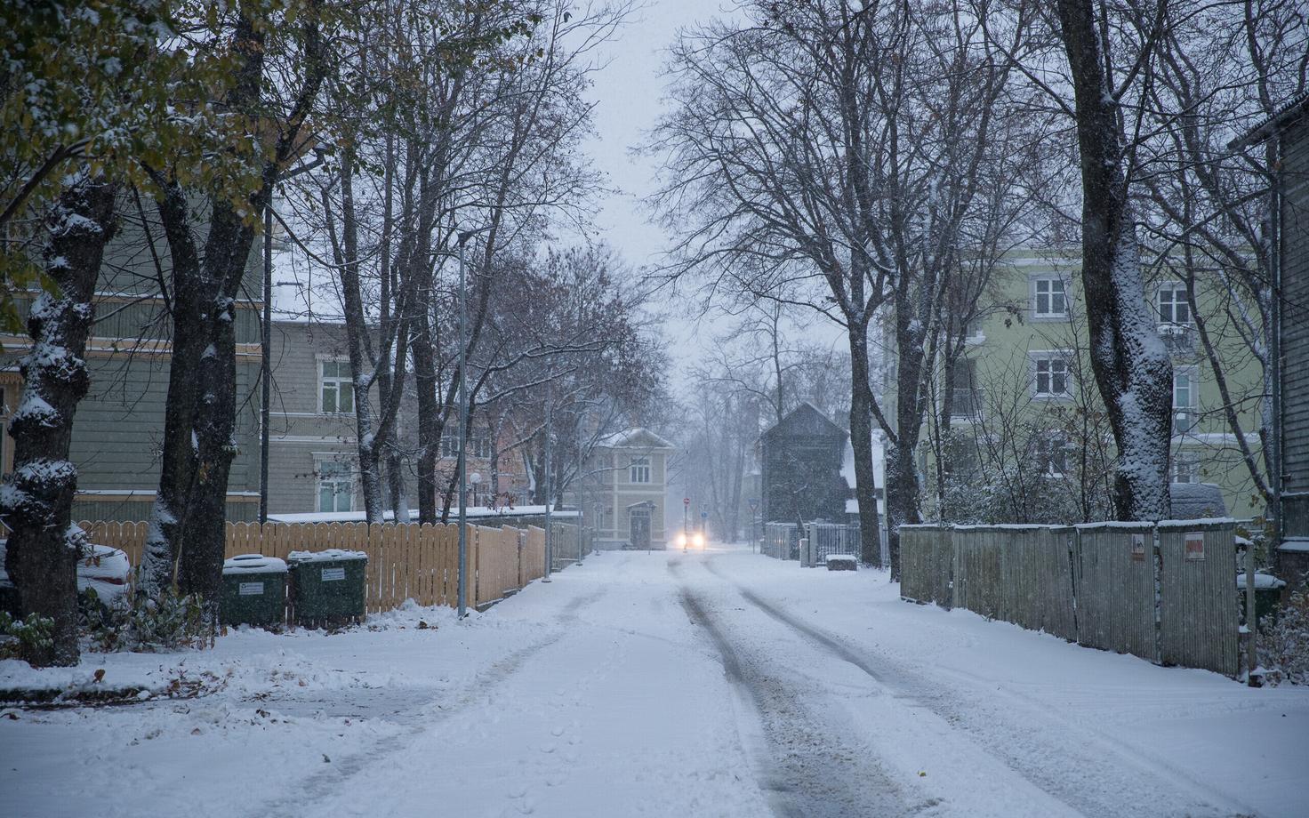 Mullu tuli Tallinnas esimene lumi maha 26. oktoobril.