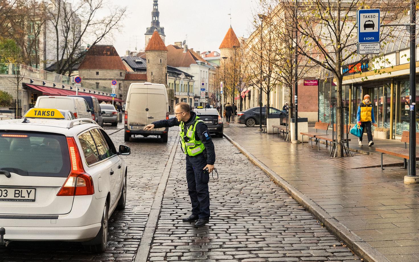 Viru tänava taksopeatus ainult hübriid- ja elektriautodele