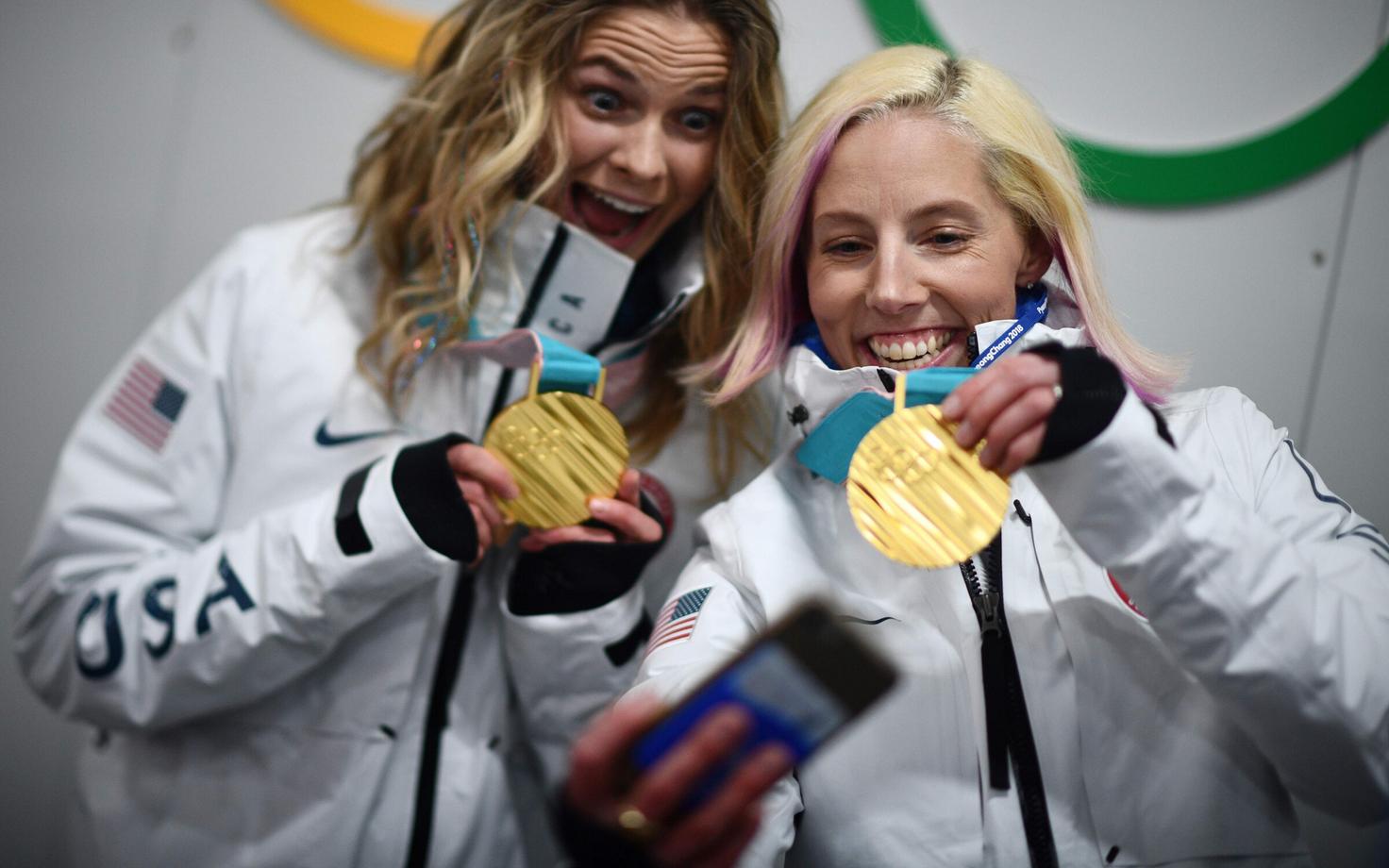 Kikkan Randall ja Jessica Diggins