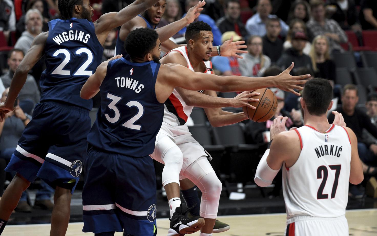 40 punkti visanud CJ McCollum palliga keskel