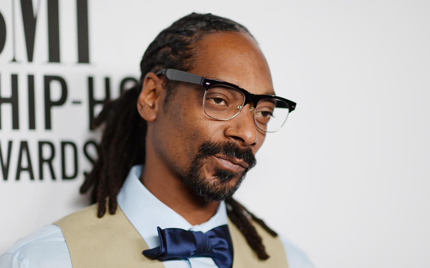 Snoop Dogg BMI rnb/hip-hop auhindade jagamisel Sabani teatris.