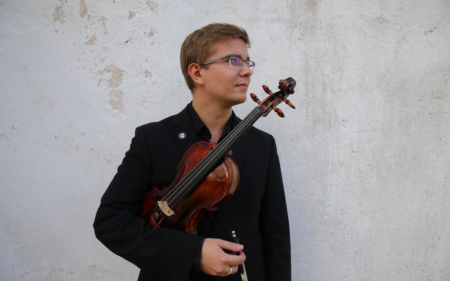 Viiuldaja Robert Traksmann.