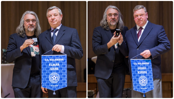Elmar Saare eest võttis kuldmärgi vastu sugulane Erich Johanson (vasakul) ning Moskvas elava Georgi Rjabovi eest vennapoeg Raul Rjabov (paremal).