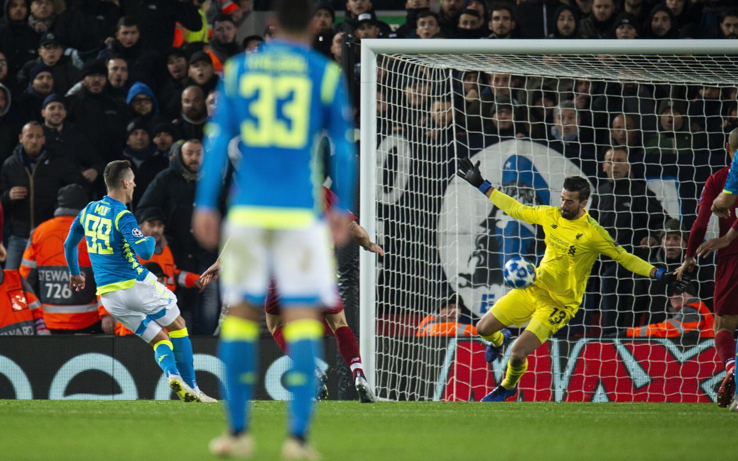 Alissoni tõrje Napoli vastu