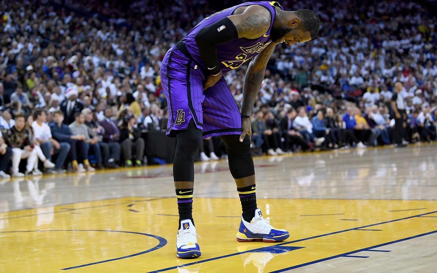 LeBron James vigastas võidumängus Warriorsi vastu kubemelihast