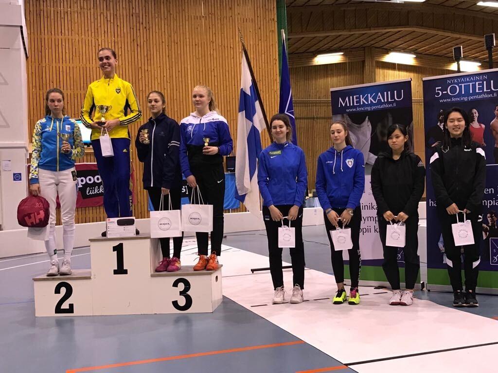 Karoliina Komissarova (pjedestaali kolmandal astmel)