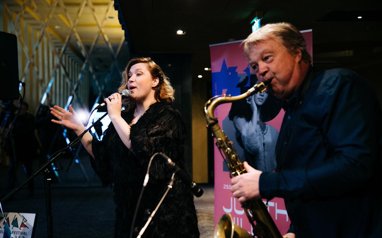 Jazzkaare minikontsert Sofia Rubinaga