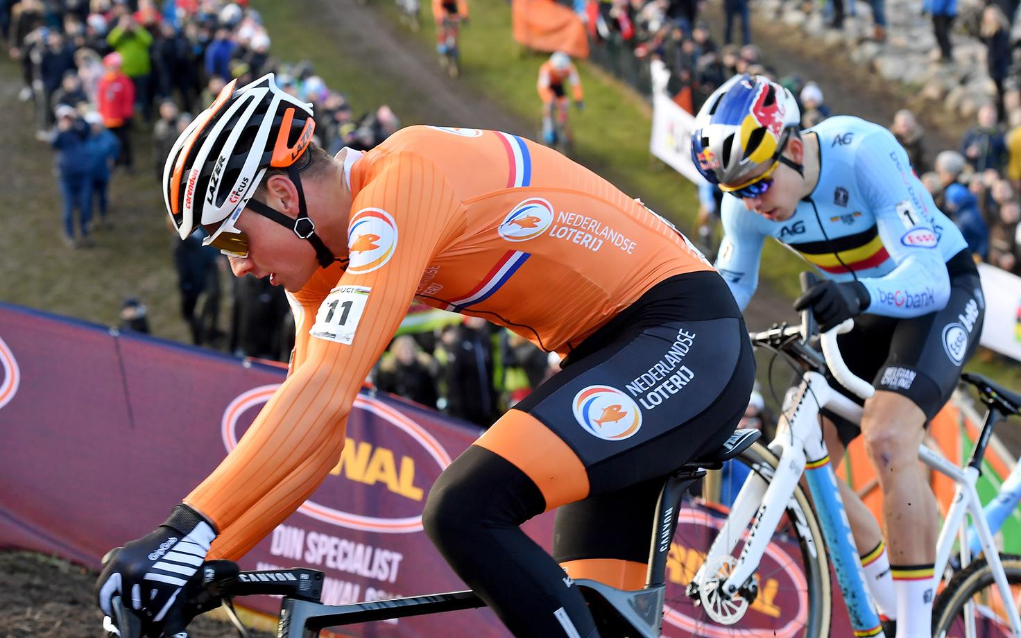 Mathieu Van Der Poel ja Wout Van Aert MM-il