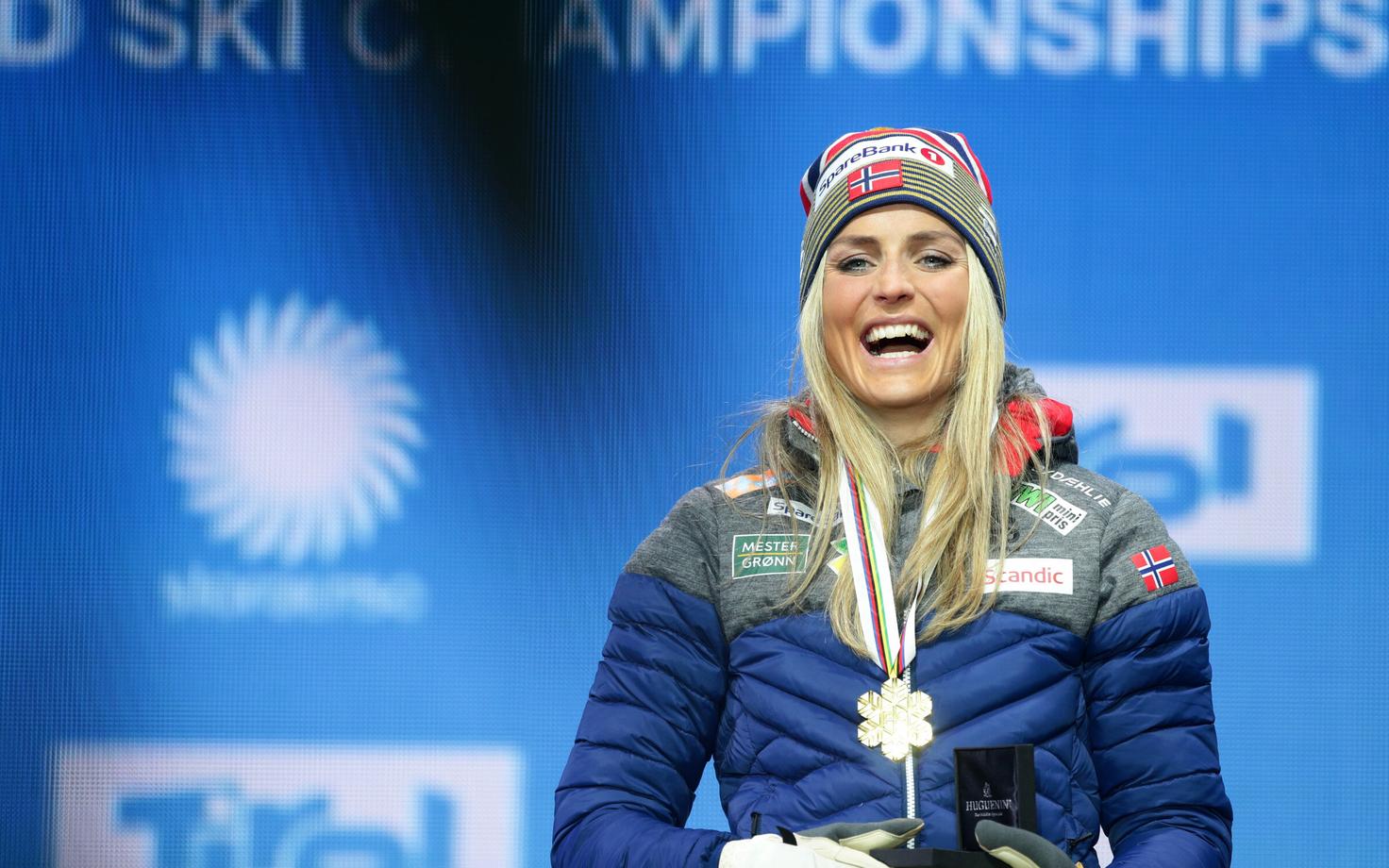 Therese Johaug võitis Seefeldis kohe avastardil kuldmedali.