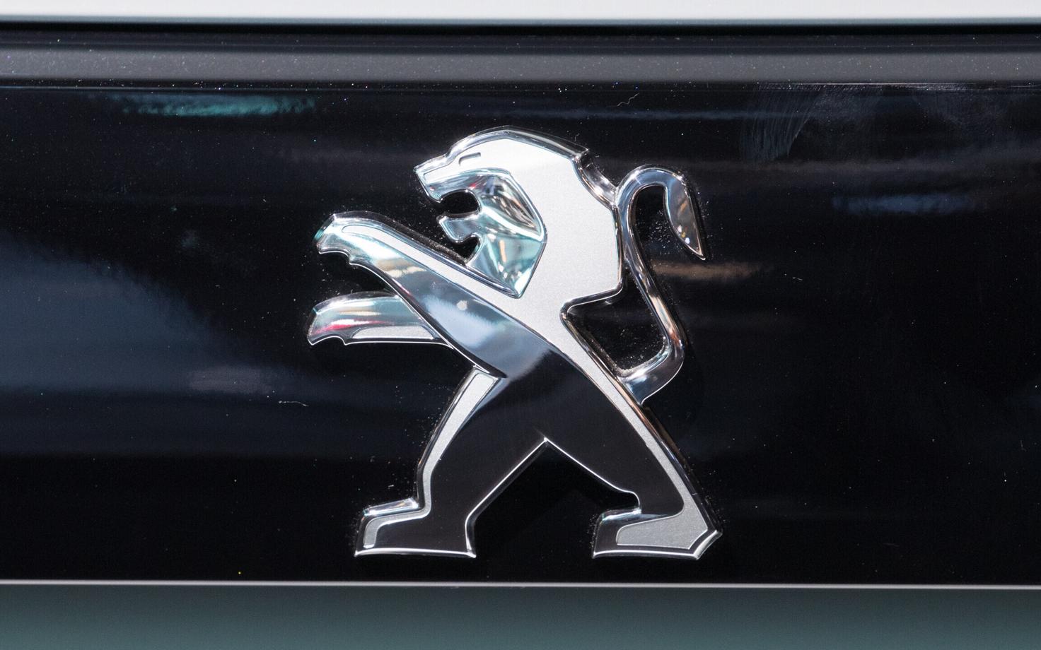 Peugeot' logo.