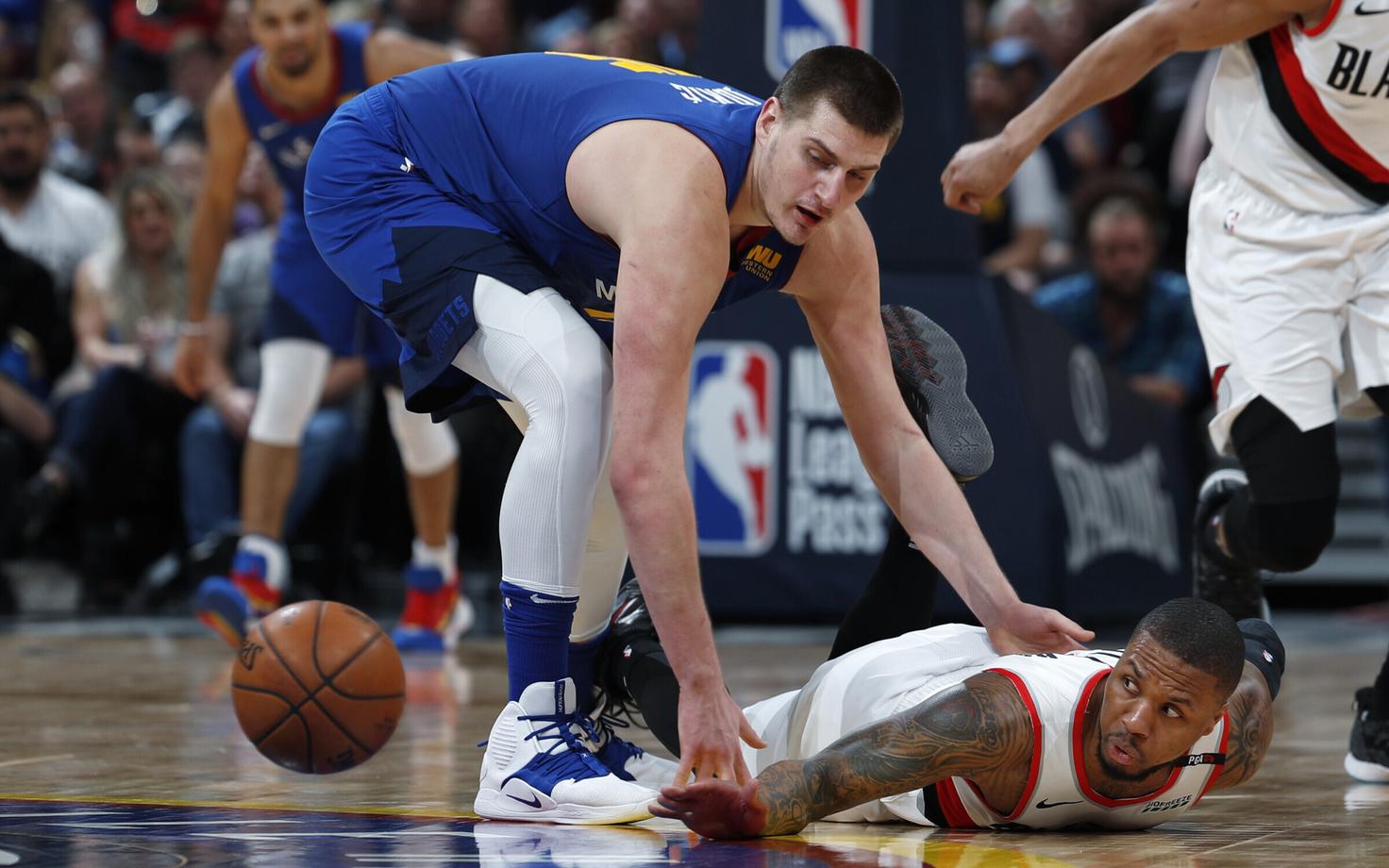 Nikola Jokic ja Damian Lillard