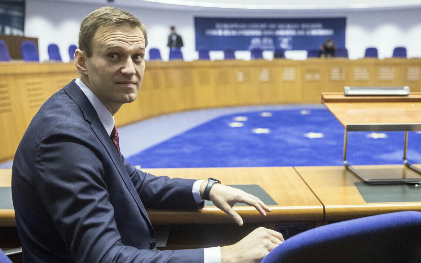 Суд по правам человека постановил, что содержание Алексея Навального под домашним арестом было назначено незаконно.