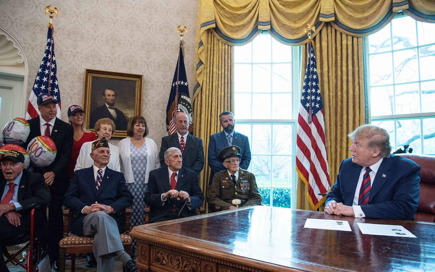 President Trump Valges Majas kohtumas veteranidega.