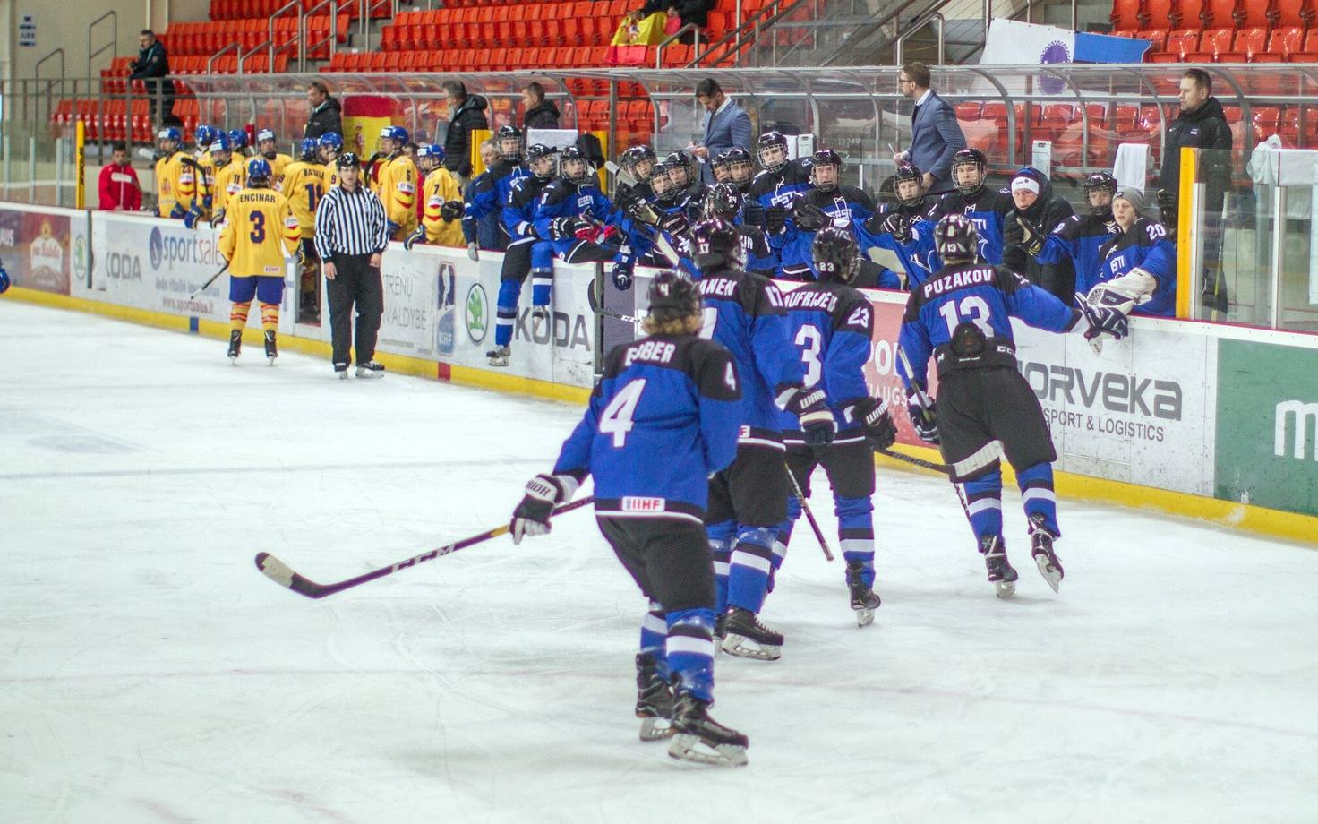 Eesti U-18 jäähokikoondis
