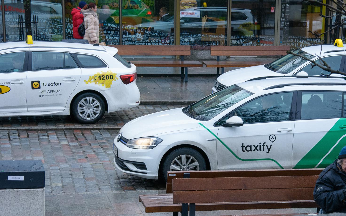 Taxify takso (esiplaanil).