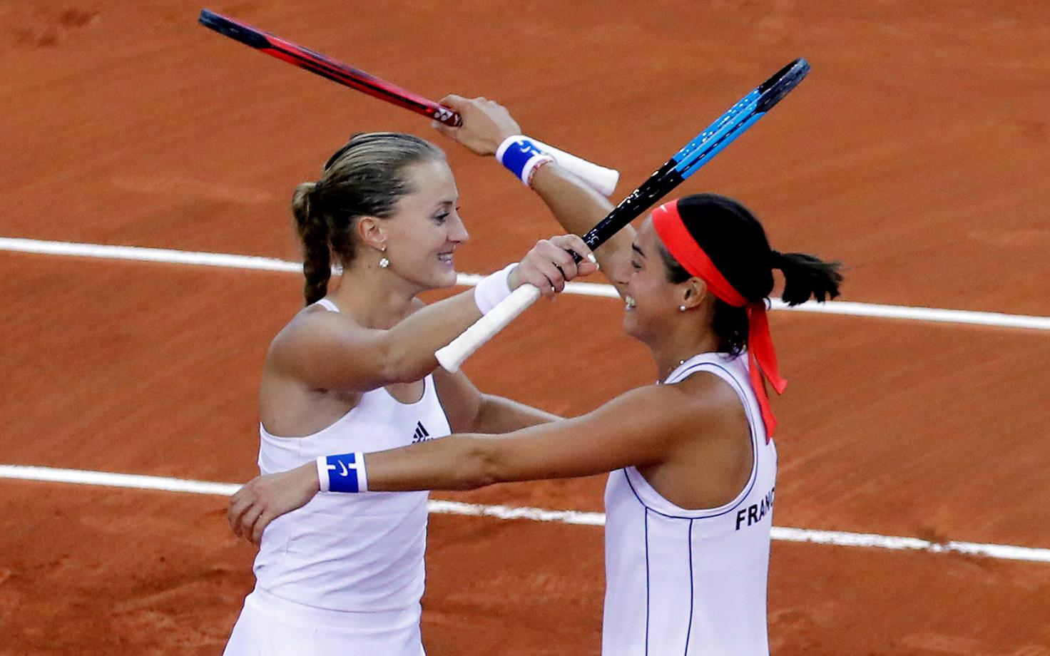 Kristina Mladenovic ja Caroline Garcia