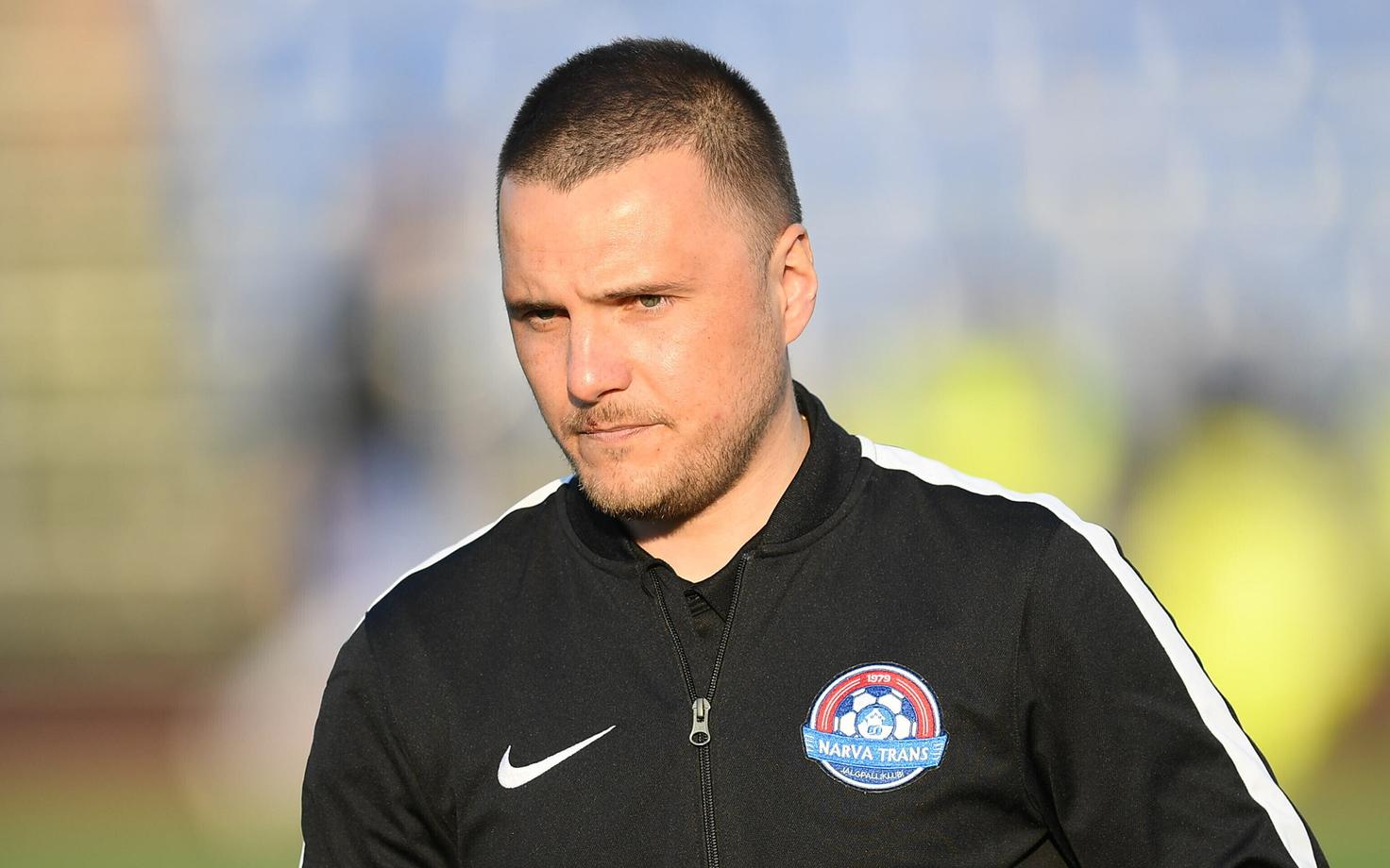 Дмитрий Калашников не проработал в Нарве и одного круга.