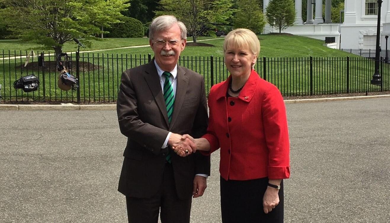 John Bolton ja Margot Wallström Washingtonis.