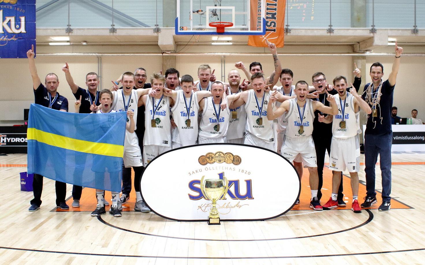 Esiliiga võitis RSK Tarvas.