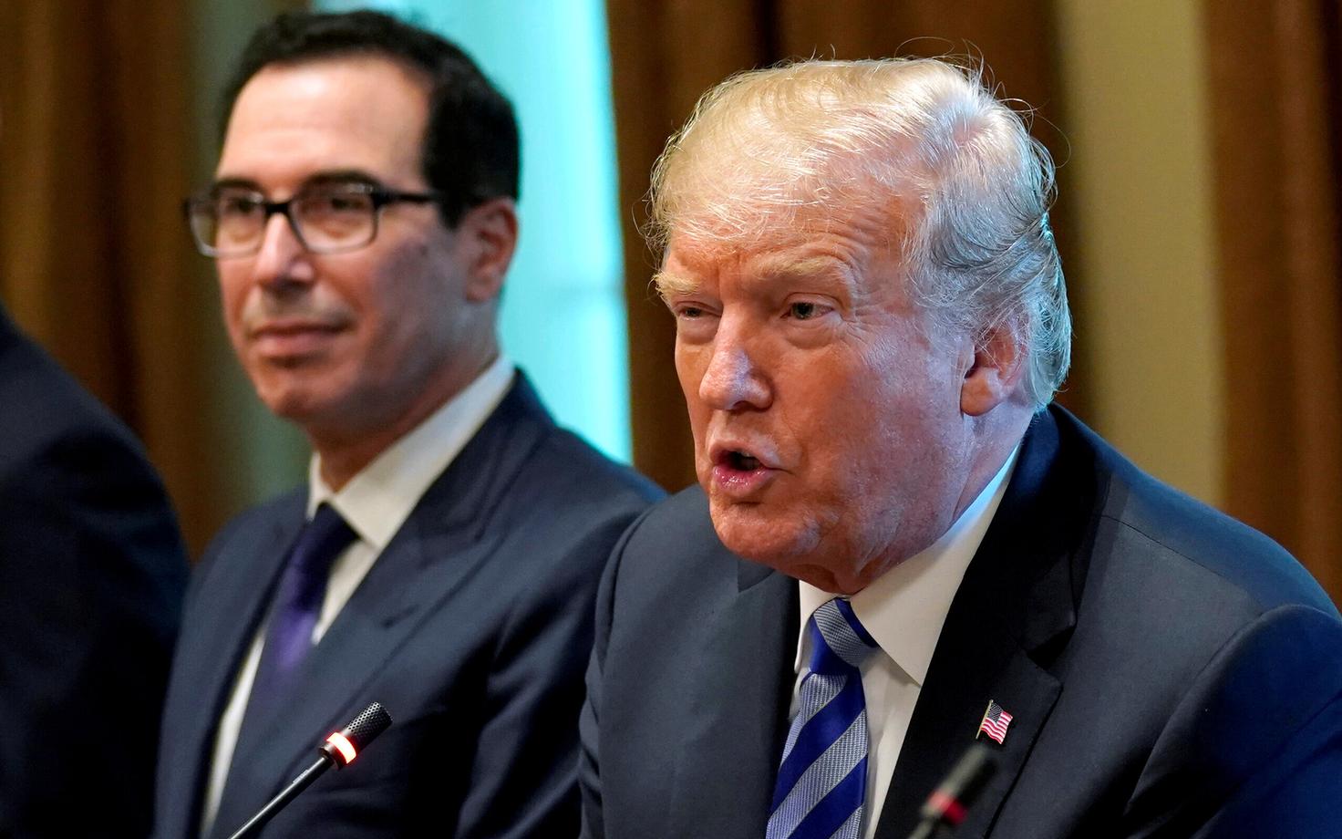 Steven Mnuchin ja Donald Trump.