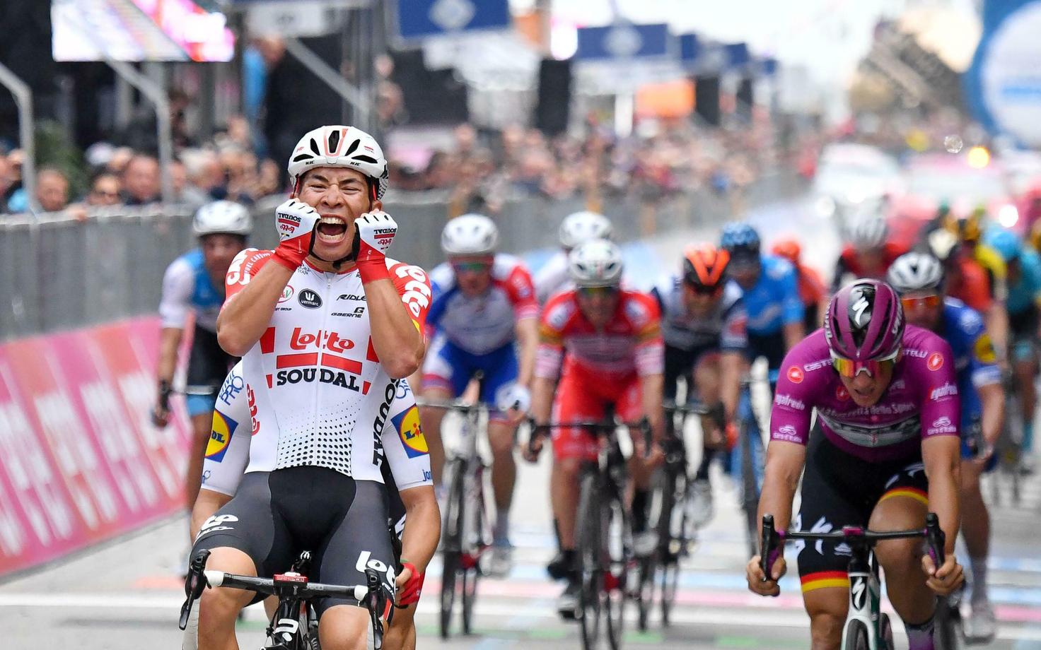 Itaalia velotuuri kaheksanda etapi võitis Caleb Ewan