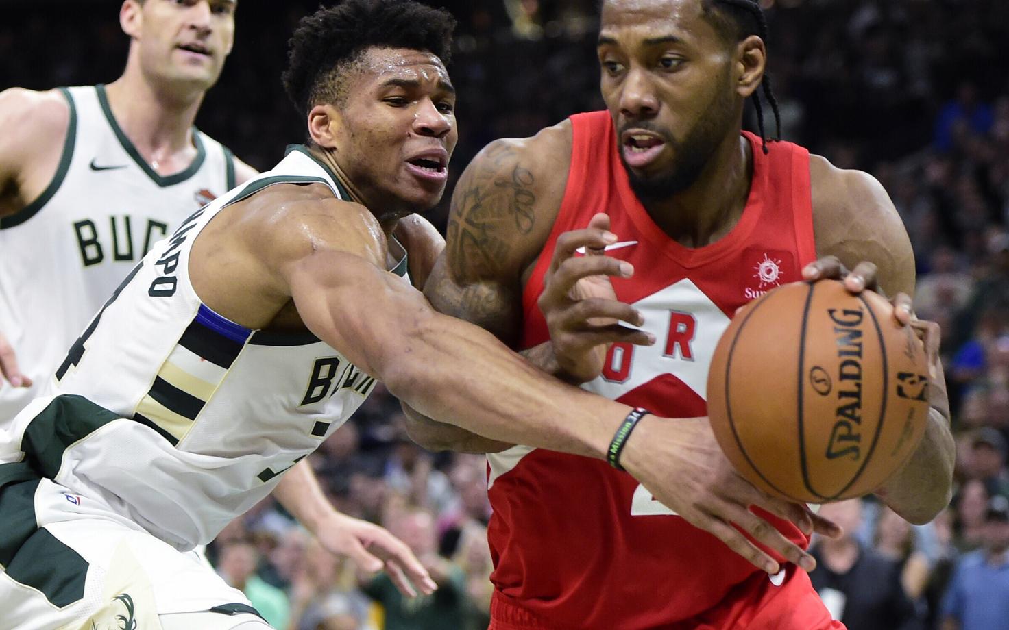 Giannis Antetokounmpo ja Kawhi Leonard