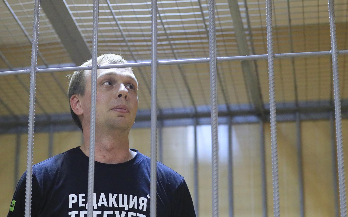 Ивана Голунова отправили под домашний арест.