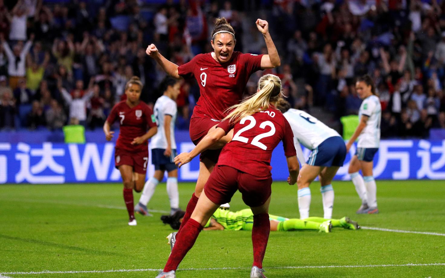 Jodie Taylor (9)