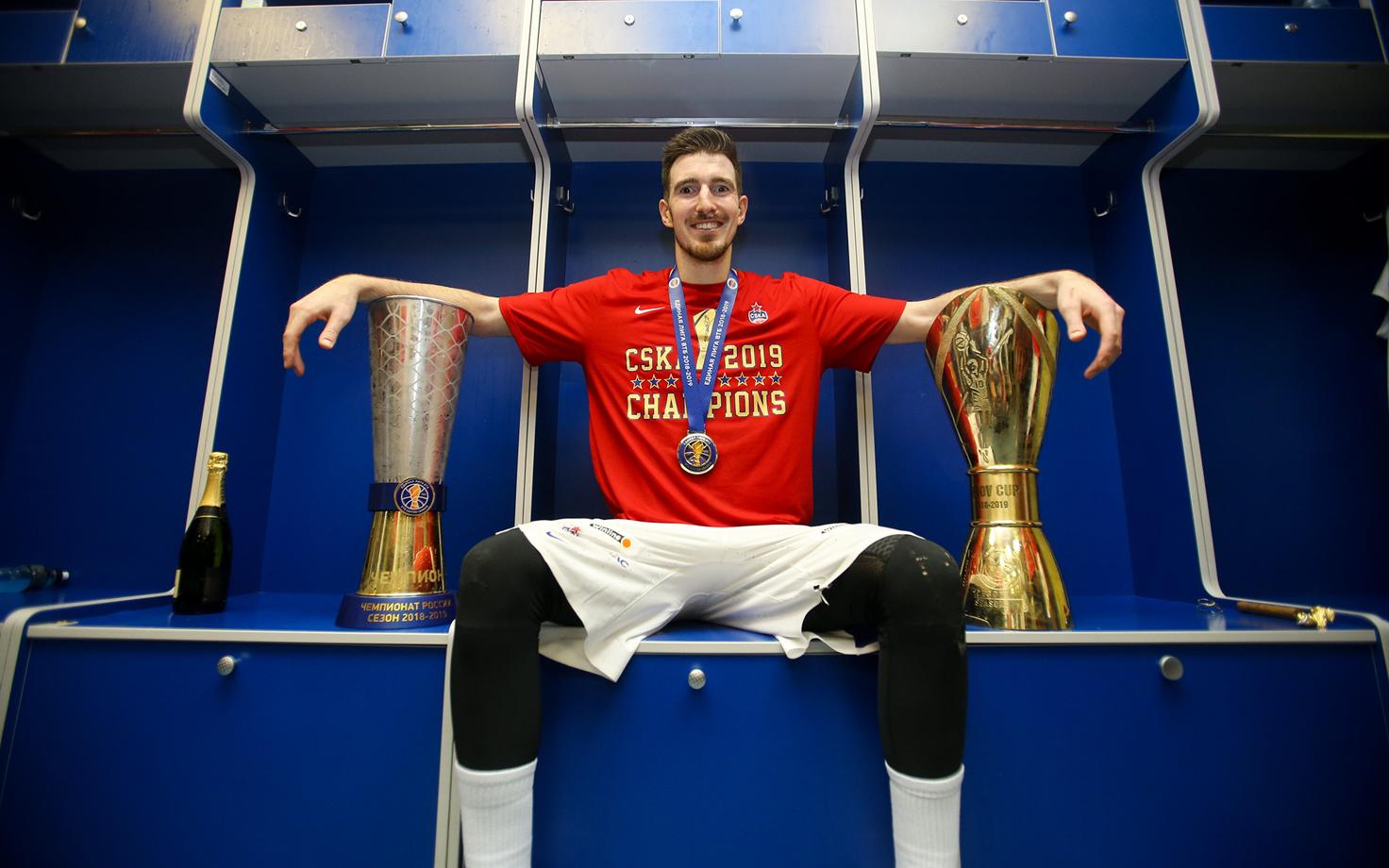 Nando De Colo