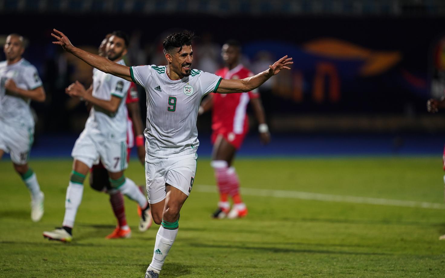 Baghdad Bounedjah tähistab Alžeeria koondise eest skoorimist