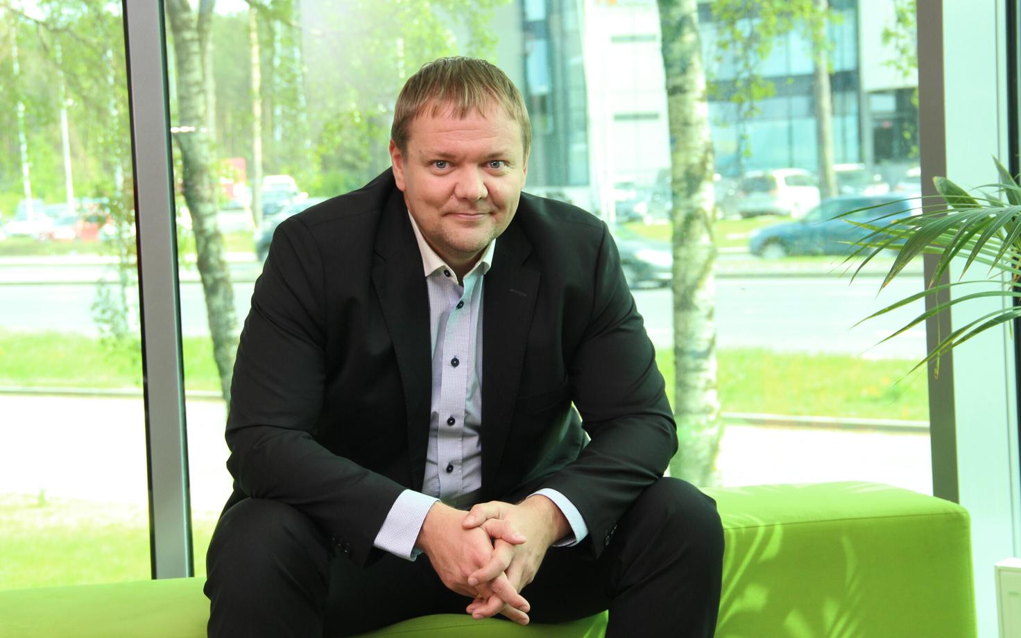 Charlie Viikberg.
