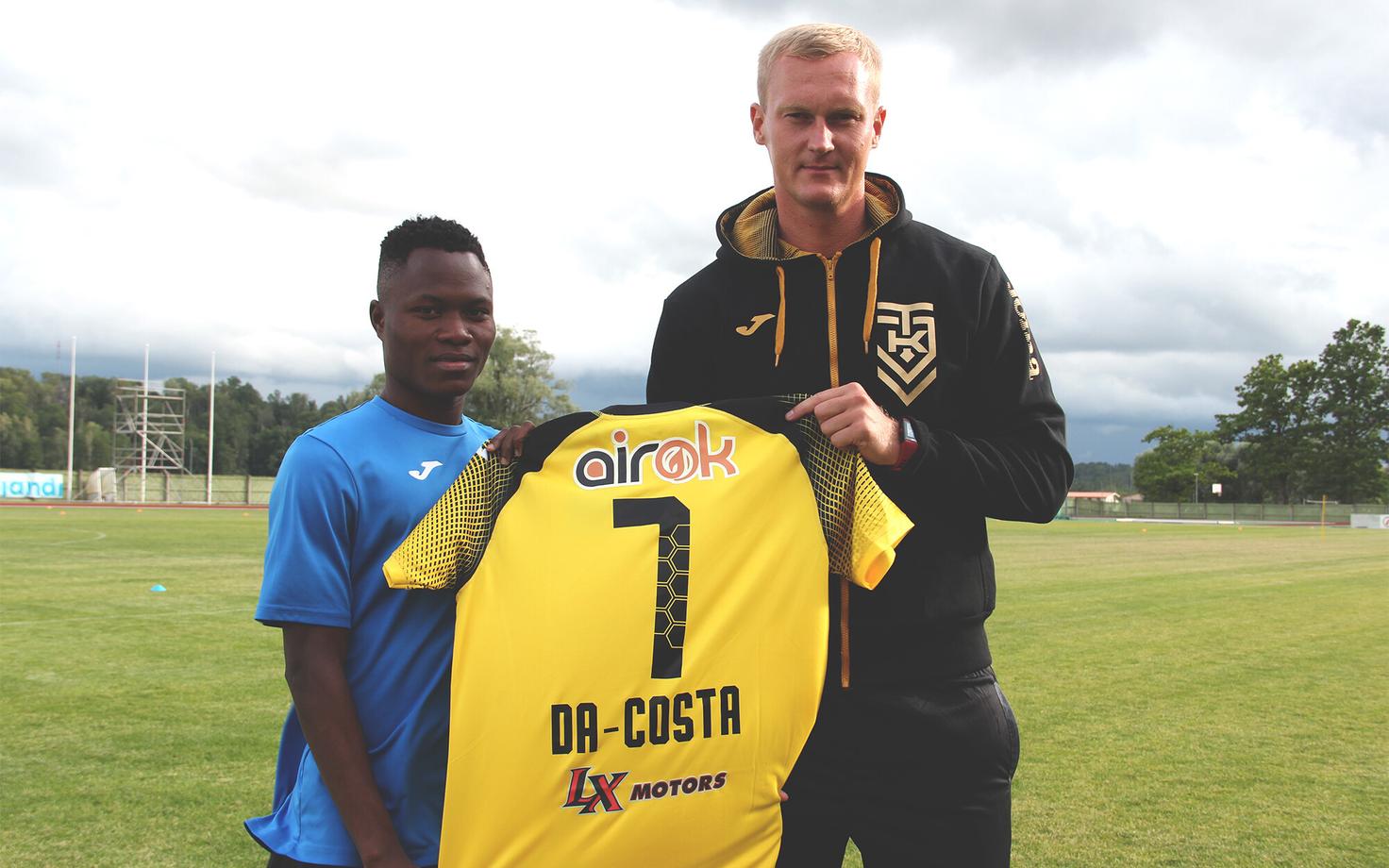 Romeo Da-Costa ja Viljandi Tuleviku peatreener Sander Post