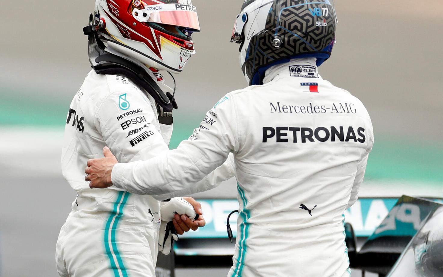 Valtteri Bottas ja Lewis Hamilton