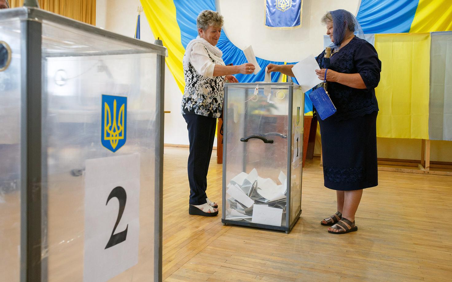 На Украине прошли досрочные парламентские выборы.