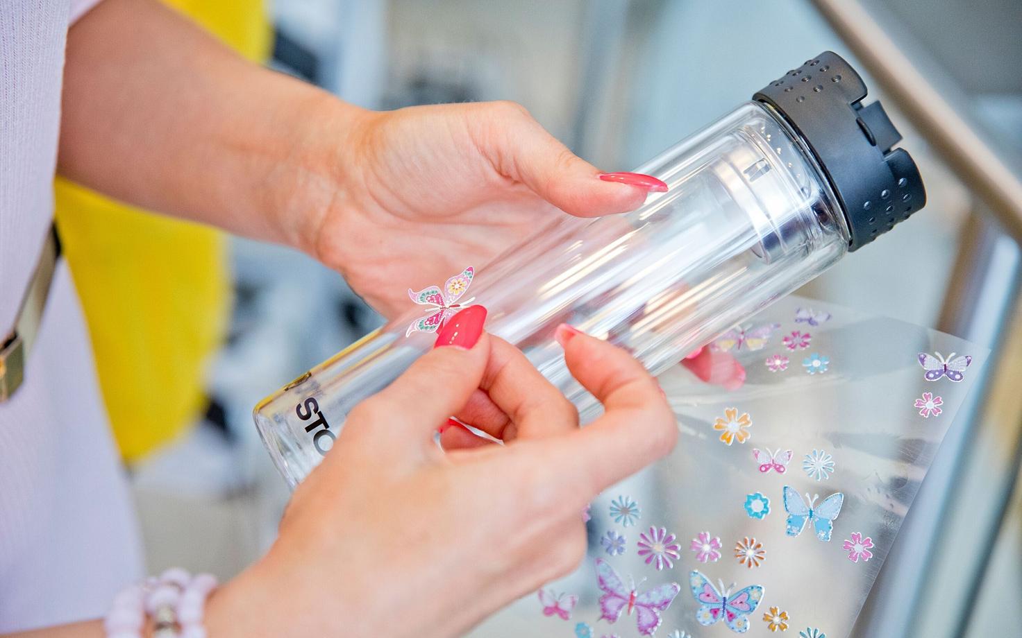 MTÜ JCI GO Koda дала в универмаге Stockmann старт экологической кампании «Ära joo plasti».