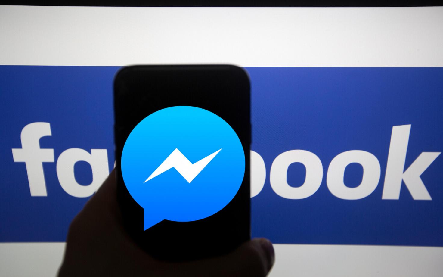 Facebook ja Facebook Messenger.