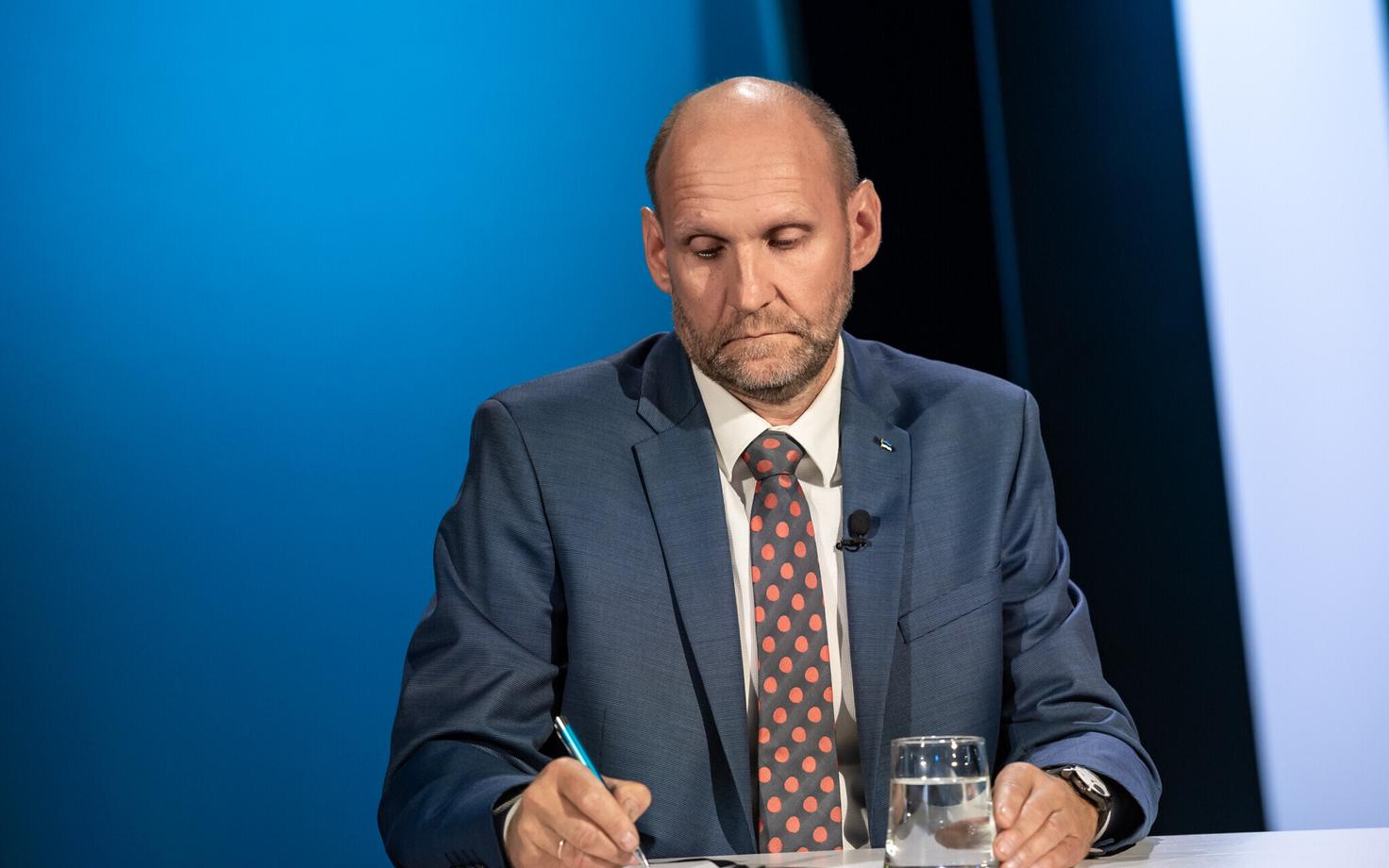 Пенсионную реформу инициировал лидер Isamaa Хелир-Валдор Сеэдер.