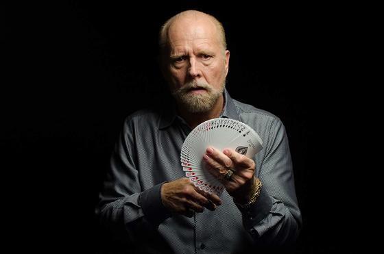 Pime mustkunstnik Richard Turner